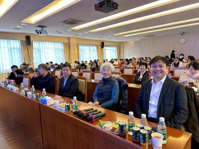Giao lưu thăm quan | Giám đốc điều hành Tổn Nguyên Nhân được mời đến Viện Sinh vật học thuộc Học viện Khoa học Trung Quốc để tổ chức bài giảng học thuật